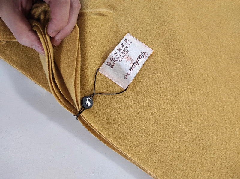 Étole cachemire grande taille couleur moutard