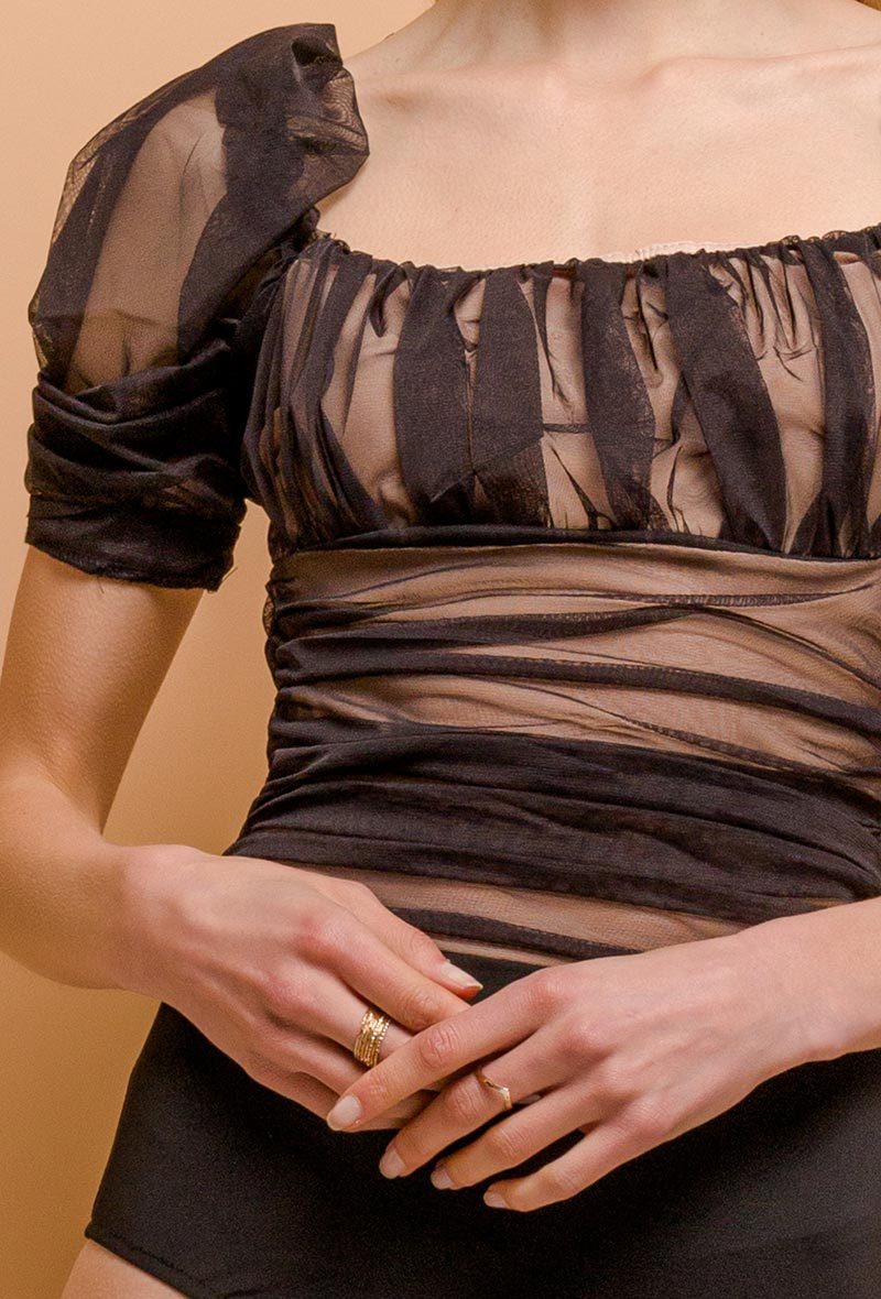 body en tulle à manches bouffantes