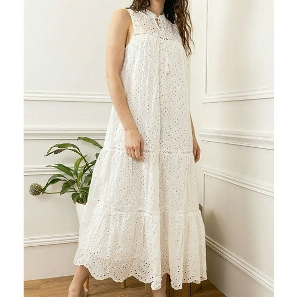 *Robe longue évasée en coton broderie anglaise Blanc
