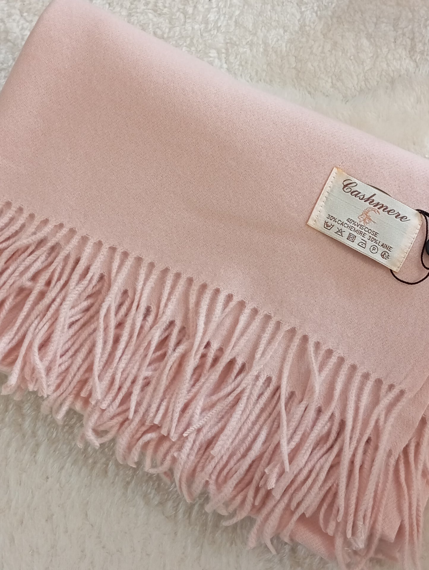 Écharpe en cachemire nude pink belle et élégante femme – Paris Dressing