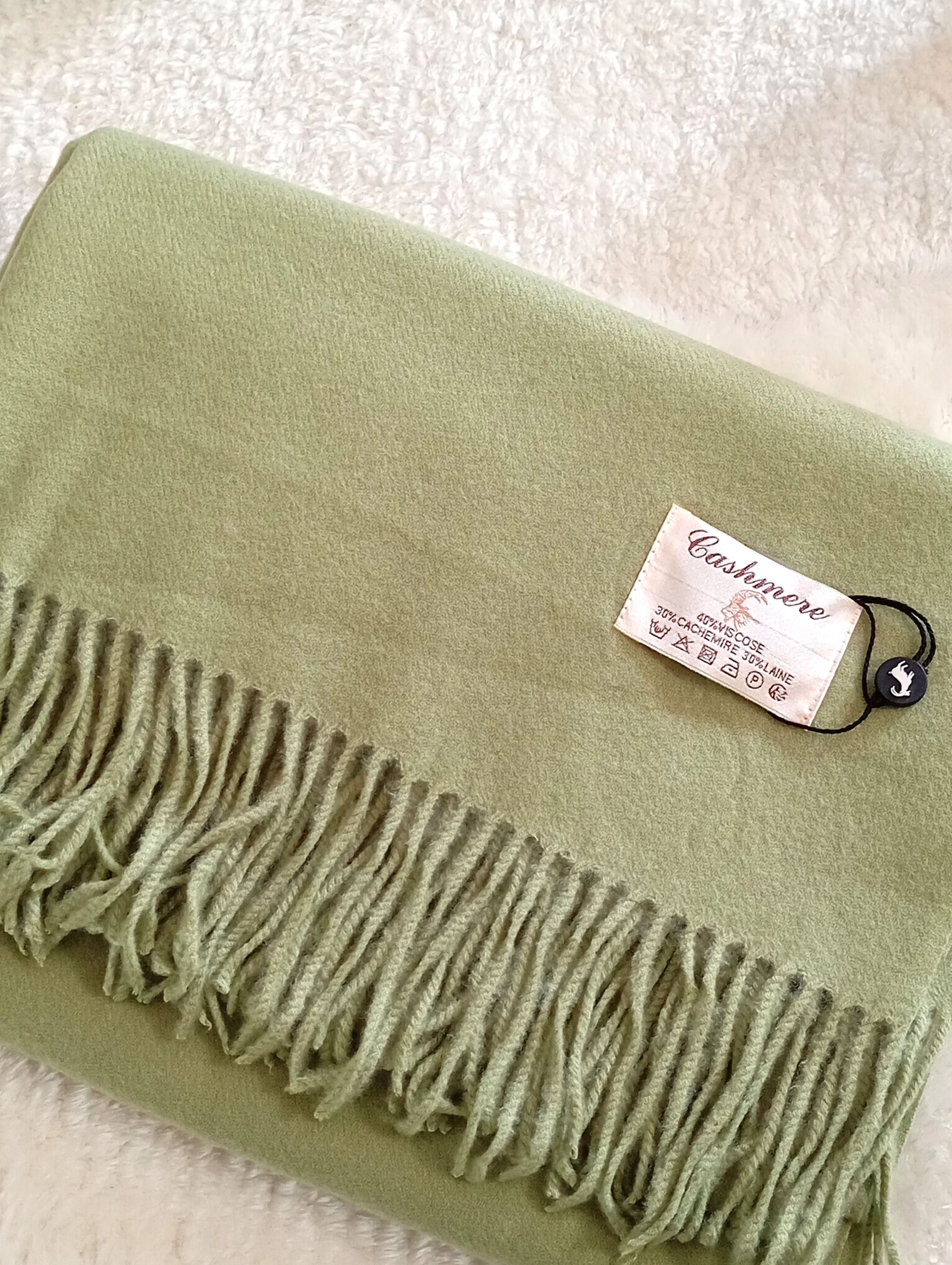 Écharpe en cachemire vert pomme douce et non irritante femme – Paris Dressing
