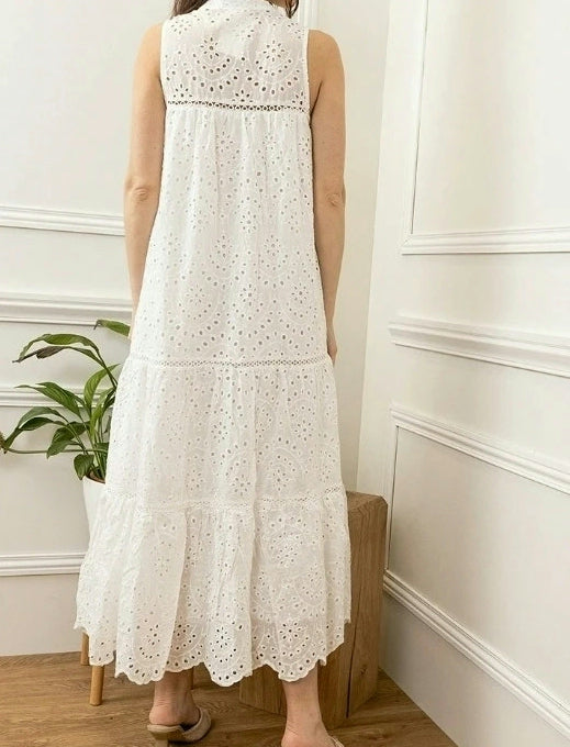 *Robe longue évasée en coton broderie anglaise Blanc