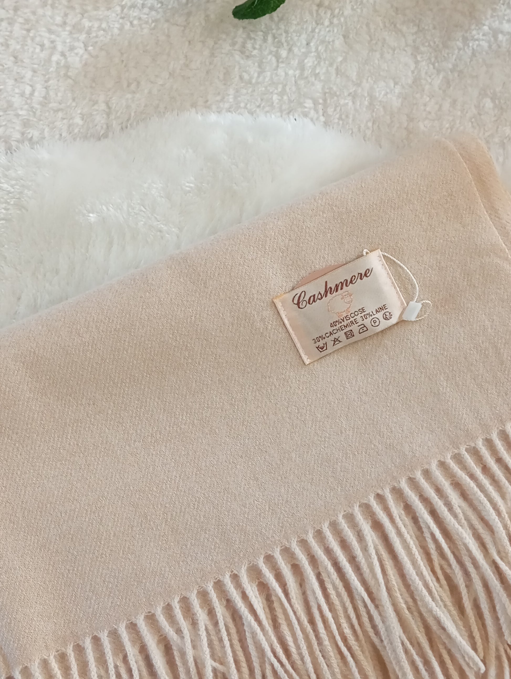 Étole cachemire beige No.3 Paris Dressing - Écharpe femme neutre automne hiver