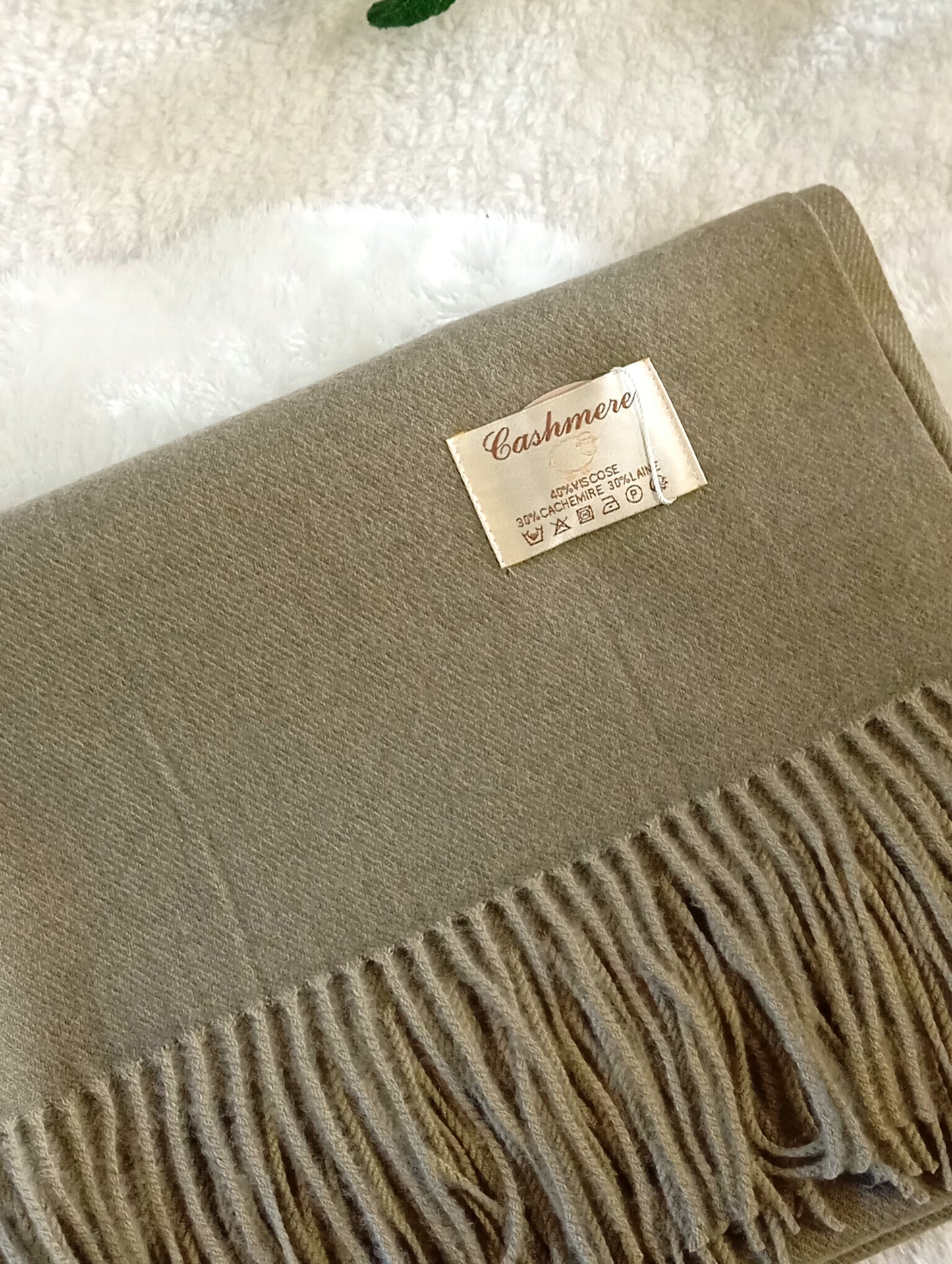 Étole cachemire kaki maccha No.29 Paris Dressing - Écharpe femme vert olive