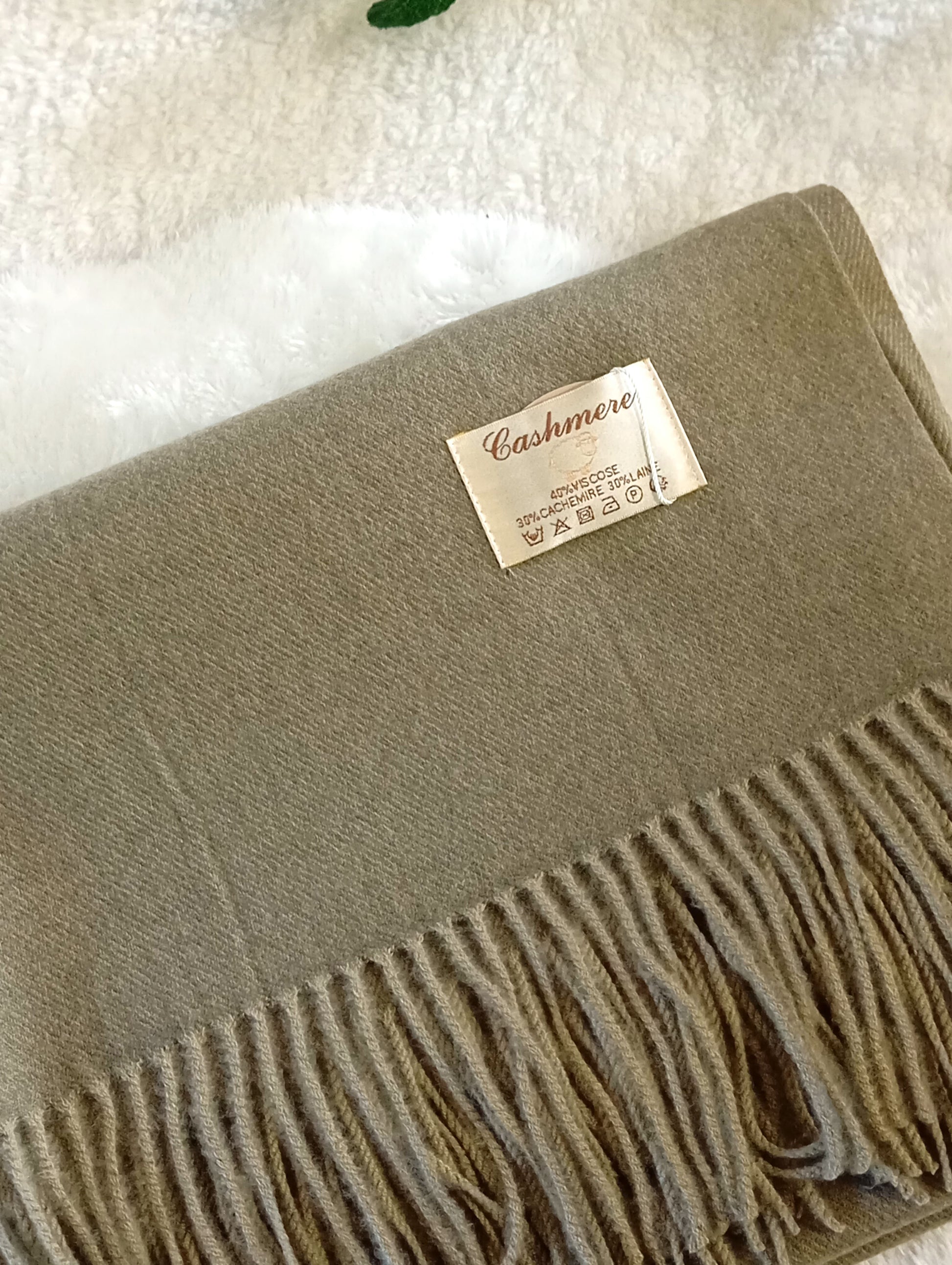 Étole cachemire kaki maccha No.29 Paris Dressing - Écharpe femme vert olive