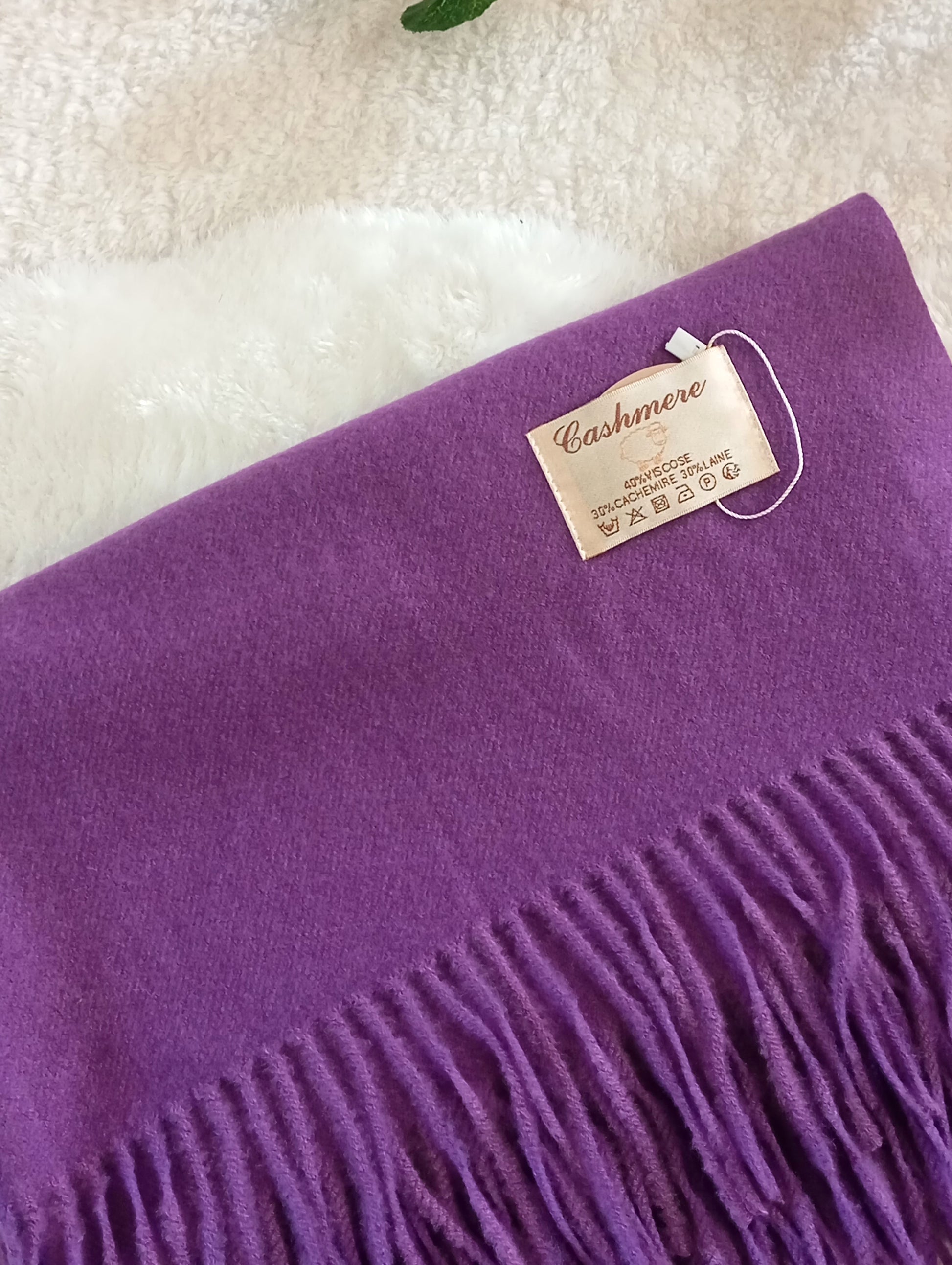 Étole cachemire violet No.31 Paris Dressing - Écharpe femme mauve pourpre