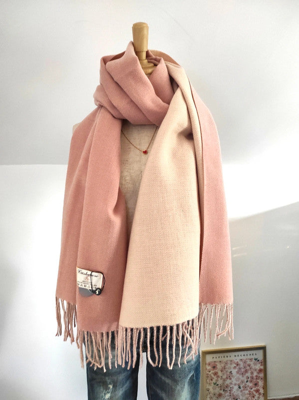 Echarpe cachemire XXL réversible Rose / Ecru pour femme & homme, douce et chaude, idéale pour automne-hiver | Paris Dressing

