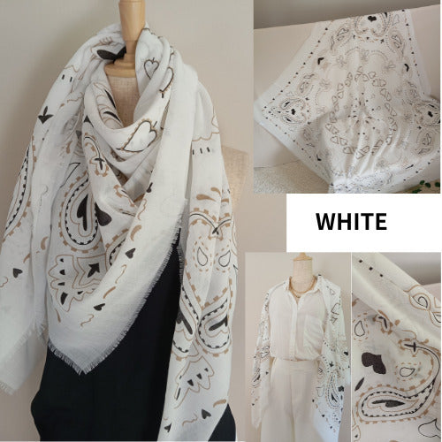 Grand Carré 120 cm Motif Cœur – Foulard Léger Coton Viscose Style Romantique