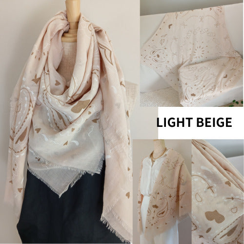 Grand Carré 120 cm Motif Cœur – Foulard Léger Coton Viscose Style Romantique